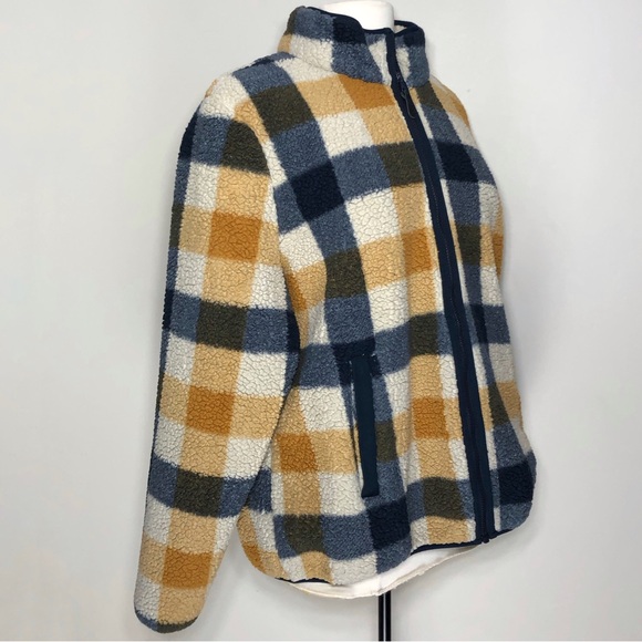 Wind River Shacket - Picture 2 of 6